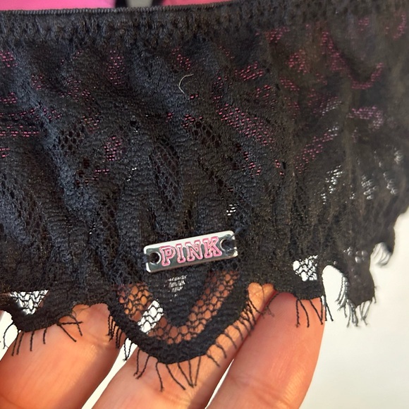 PINK Victoria's Secret Black Lace Racerback Front Close SZ 32D - Picture 5 of 7